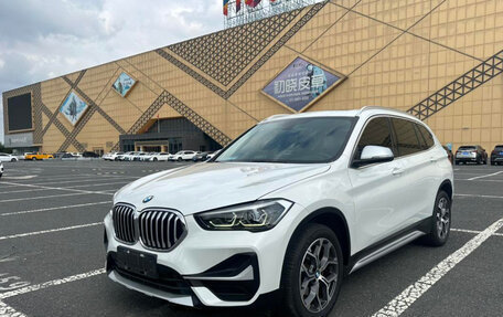 BMW X1, 2022 год, 2 100 000 рублей, 1 фотография