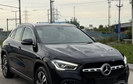 Mercedes-Benz GLA, 2020 год, 4 300 000 рублей, 2 фотография