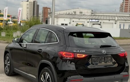 Mercedes-Benz GLA, 2020 год, 4 300 000 рублей, 6 фотография
