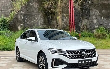 Volkswagen Lavida, 2022 год, 1 382 000 рублей, 2 фотография