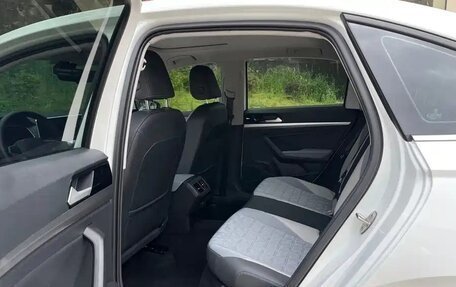 Volkswagen Lavida, 2022 год, 1 382 000 рублей, 10 фотография