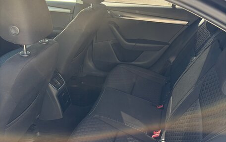 Skoda Octavia, 2017 год, 1 700 000 рублей, 10 фотография