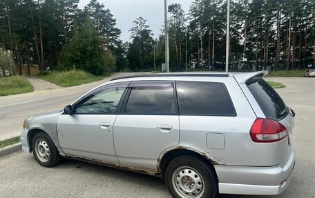 Nissan Wingroad III, 2001 год, 250 000 рублей, 2 фотография