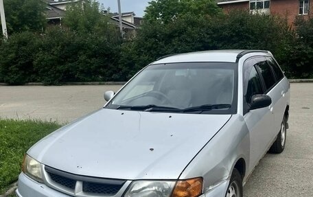 Nissan Wingroad III, 2001 год, 250 000 рублей, 6 фотография