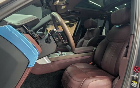 Land Rover Range Rover IV рестайлинг, 2024 год, 21 500 000 рублей, 14 фотография