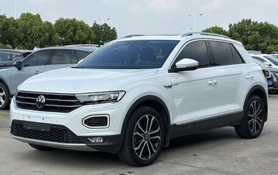 Volkswagen T-Roc I, 2022 год, 1 600 000 рублей, 1 фотография