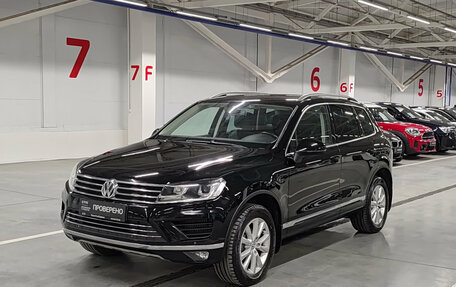 Volkswagen Touareg III, 2015 год, 2 948 000 рублей, 1 фотография