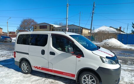 Nissan NV200, 2014 год, 1 250 000 рублей, 3 фотография