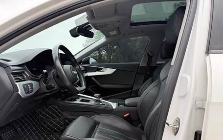 Audi A4, 2022 год, 2 770 000 рублей, 9 фотография