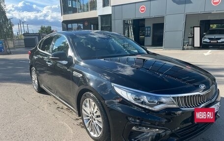 KIA K5 II, 2018 год, 2 000 000 рублей, 2 фотография