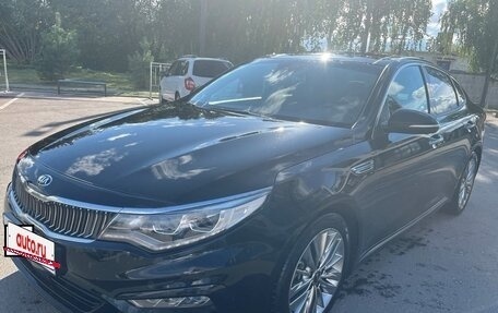 KIA K5 II, 2018 год, 2 000 000 рублей, 3 фотография