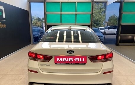 KIA Optima IV, 2020 год, 1 700 000 рублей, 5 фотография