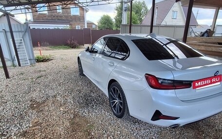 BMW 3 серия, 2019 год, 2 925 000 рублей, 10 фотография