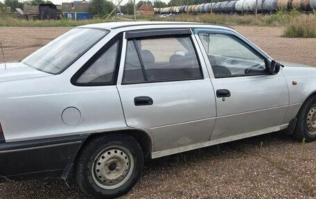 Daewoo Nexia I рестайлинг, 2002 год, 69 000 рублей, 4 фотография