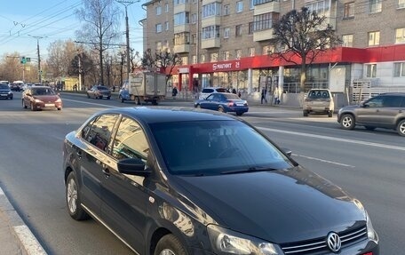Volkswagen Polo VI (EU Market), 2011 год, 455 000 рублей, 2 фотография