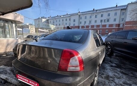 KIA Shuma II, 2002 год, 130 000 рублей, 2 фотография