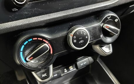 KIA Rio IV, 2017 год, 850 000 рублей, 24 фотография