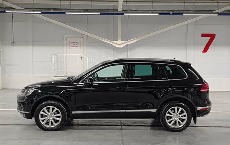 Volkswagen Touareg III, 2015 год, 2 948 000 рублей, 10 фотография