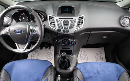 Ford Fiesta, 2015 год, 899 000 рублей, 8 фотография
