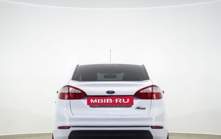 Ford Fiesta, 2015 год, 899 000 рублей, 6 фотография