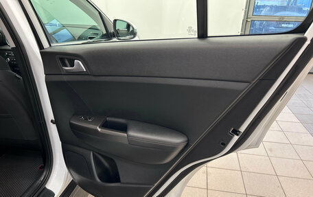 KIA Sportage IV рестайлинг, 2020 год, 2 290 000 рублей, 9 фотография