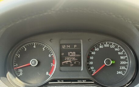 Volkswagen Polo VI (EU Market), 2017 год, 750 000 рублей, 25 фотография