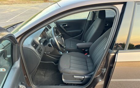 Volkswagen Polo VI (EU Market), 2015 год, 1 235 000 рублей, 9 фотография