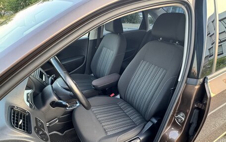 Volkswagen Polo VI (EU Market), 2015 год, 1 235 000 рублей, 10 фотография