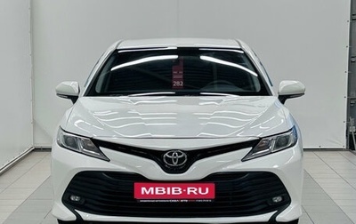 Toyota Camry, 2018 год, 2 080 000 рублей, 1 фотография