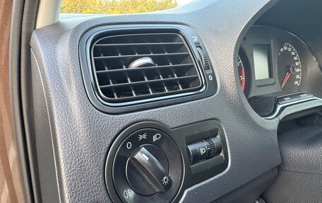 Volkswagen Polo VI (EU Market), 2015 год, 1 235 000 рублей, 25 фотография