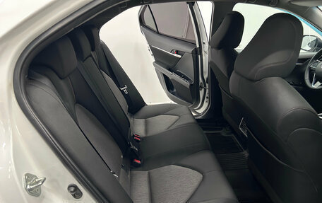 Toyota Camry, 2018 год, 2 080 000 рублей, 13 фотография