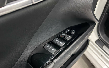 Toyota Camry, 2018 год, 2 080 000 рублей, 19 фотография
