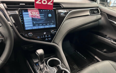 Toyota Camry, 2018 год, 2 080 000 рублей, 23 фотография