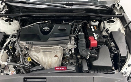 Toyota Camry, 2018 год, 2 080 000 рублей, 27 фотография