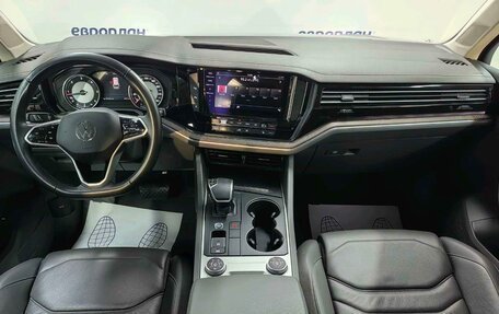 Volkswagen Touareg III, 2022 год, 7 087 000 рублей, 5 фотография