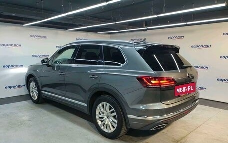 Volkswagen Touareg III, 2022 год, 7 087 000 рублей, 4 фотография