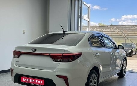 KIA Rio IV, 2019 год, 1 370 000 рублей, 4 фотография
