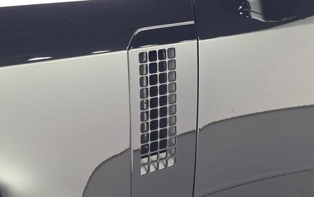 Land Rover Defender II, 2026 год, 14 140 000 рублей, 20 фотография