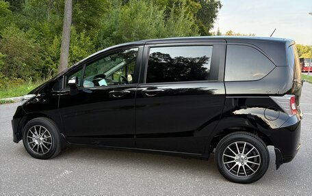 Honda Freed I, 2014 год, 1 299 000 рублей, 4 фотография