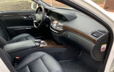 Mercedes-Benz S-Класс, 2011 год, 2 200 000 рублей, 7 фотография