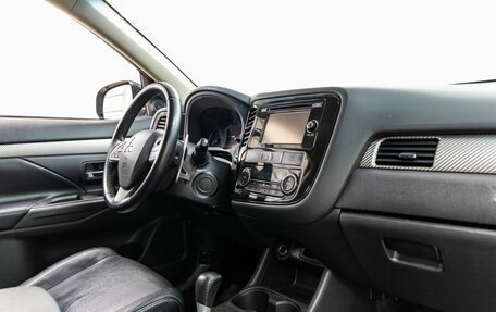 Mitsubishi Outlander III рестайлинг 3, 2012 год, 1 398 000 рублей, 34 фотография