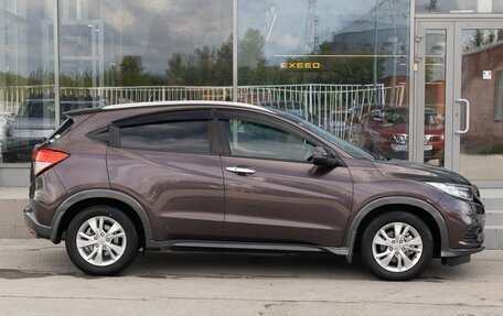 Honda Vezel, 2019 год, 1 943 000 рублей, 4 фотография