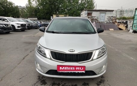 KIA Rio III рестайлинг, 2013 год, 879 000 рублей, 2 фотография