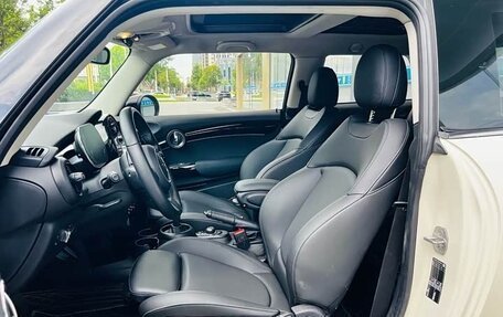 MINI Clubman, 2022 год, 2 250 000 рублей, 11 фотография