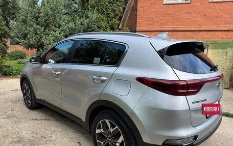 KIA Sportage IV рестайлинг, 2019 год, 2 590 000 рублей, 2 фотография