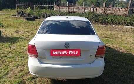 Volkswagen Polo VI (EU Market), 2011 год, 415 000 рублей, 3 фотография