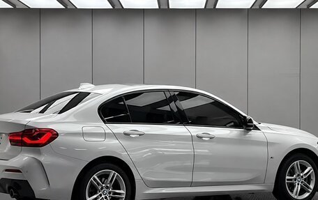 BMW 1 серия, 2022 год, 2 500 000 рублей, 5 фотография