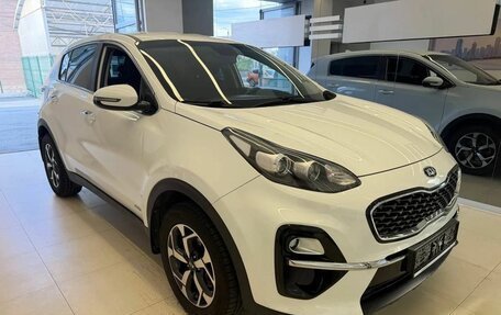 KIA Sportage IV рестайлинг, 2019 год, 2 200 000 рублей, 3 фотография