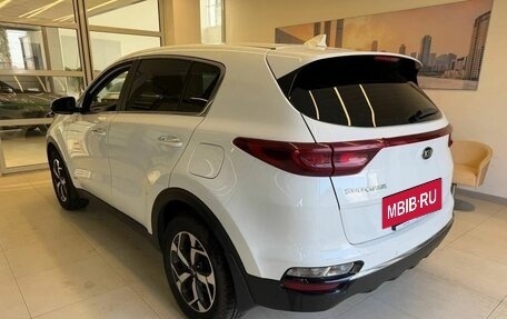 KIA Sportage IV рестайлинг, 2019 год, 2 200 000 рублей, 6 фотография