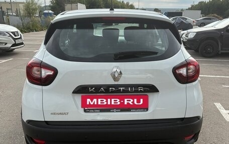 Renault Kaptur I рестайлинг, 2019 год, 1 400 000 рублей, 4 фотография